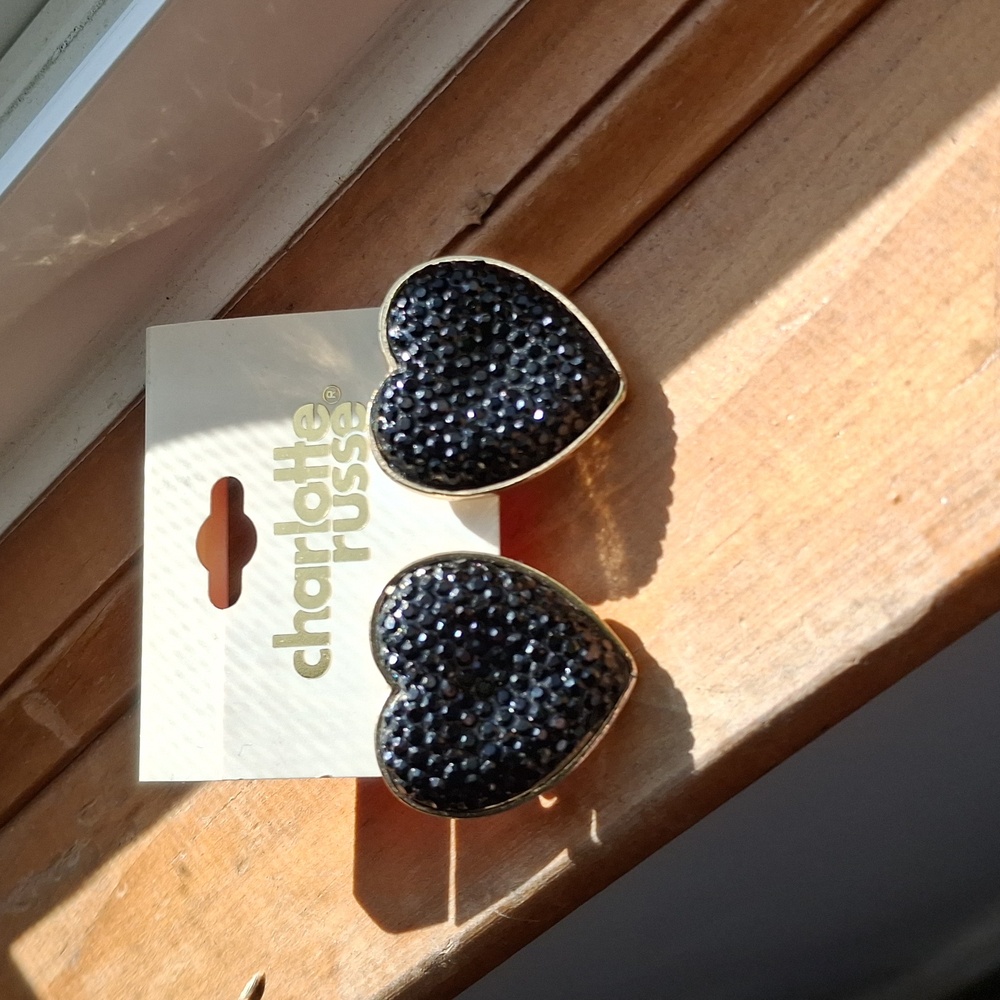 Charlotte Russe black heart earrings